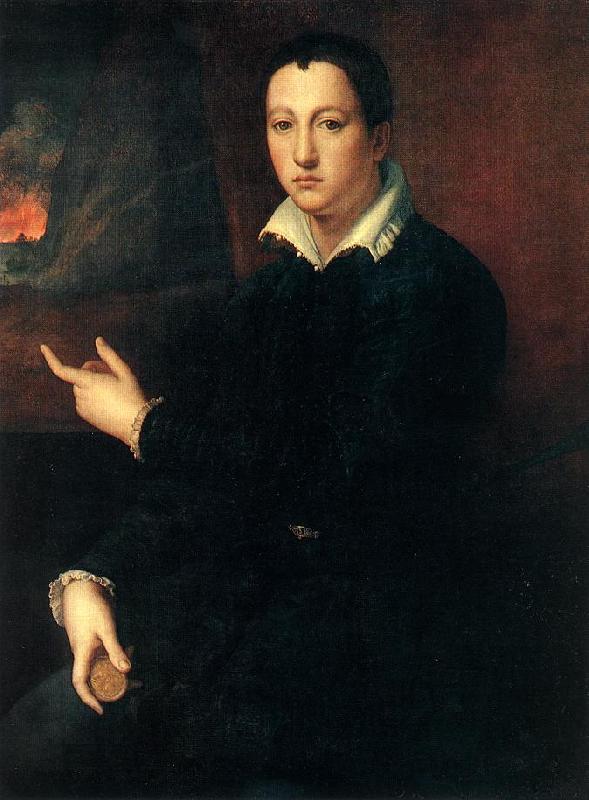  Portrait of a Young Man  hgjgh